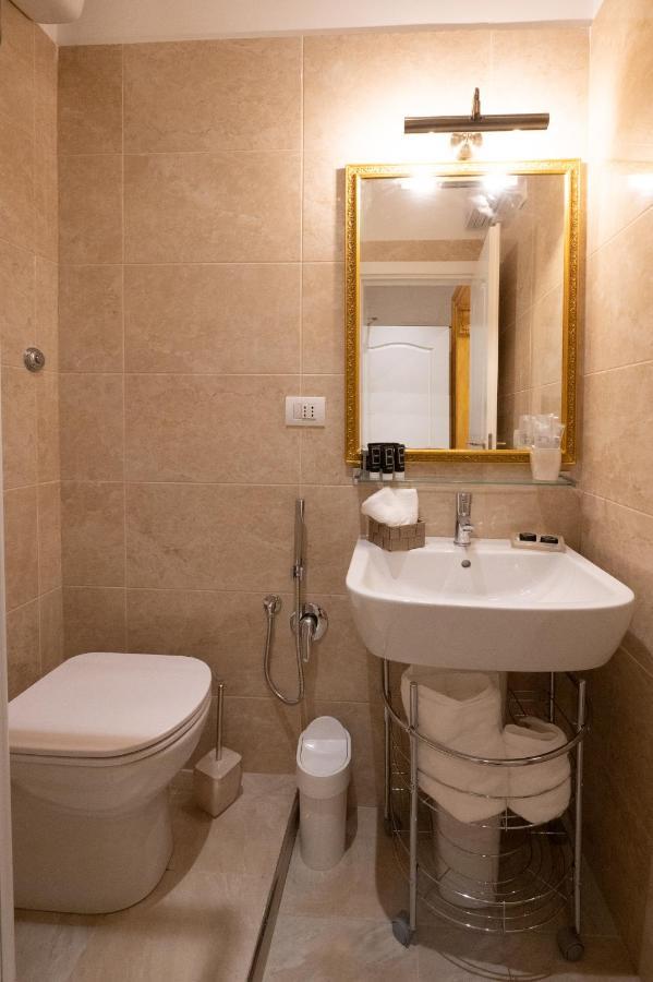 Venus Inn Rome Guest House Exterior foto